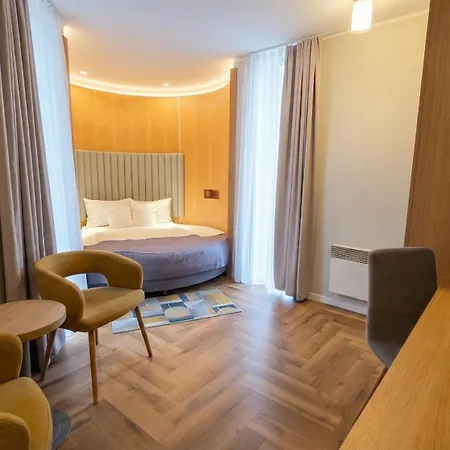 维瓦尔第酒店 波兹南