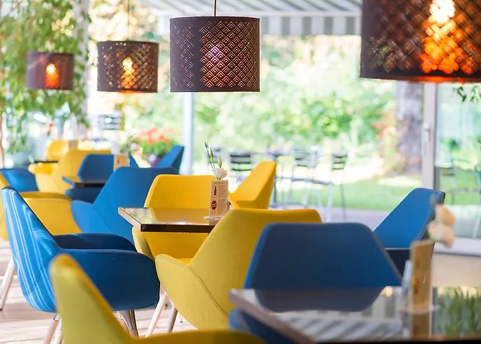 维瓦尔第酒店 4* 波兹南