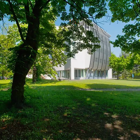 ヴィヴァルディ 4*