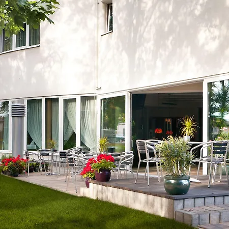 ヴィヴァルディ 4* ポズナン