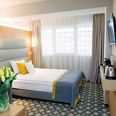 Vivaldi 4* Poznań